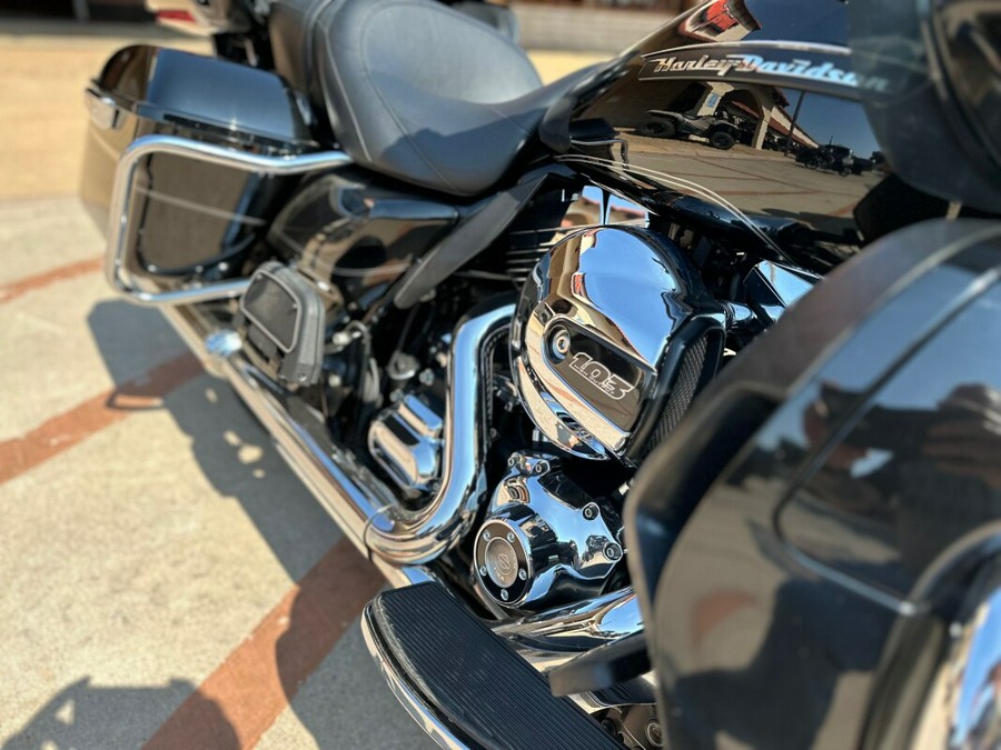 2016 Harley-Davidson® Road Glide® Ultra