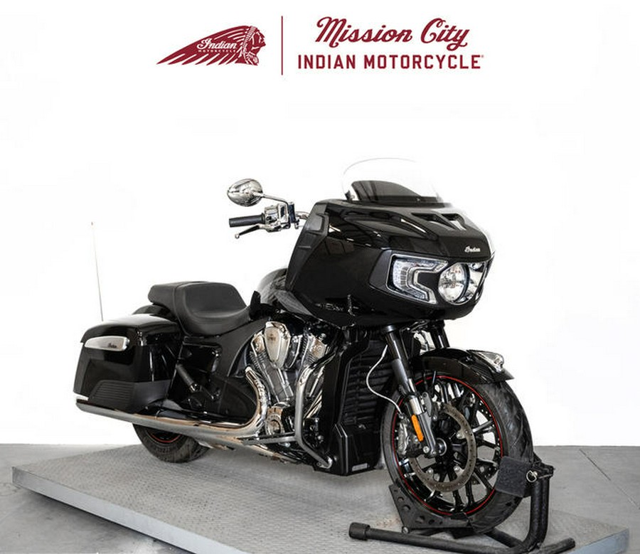 2022 Indian Motorcycle® Challenger® Limited Black Metallic