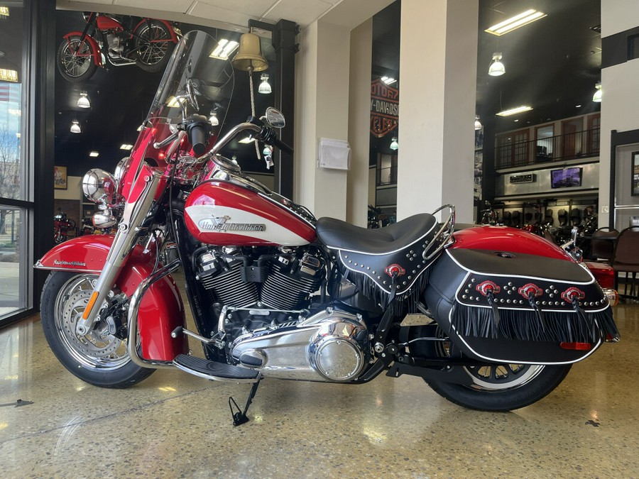 2024 Harley-Davidson Hydra-Glide Revival Redline Red