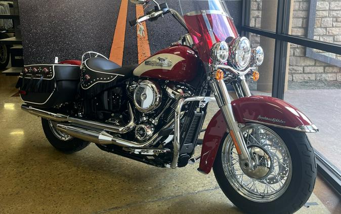 2024 Harley-Davidson Hydra-Glide Revival Redline Red