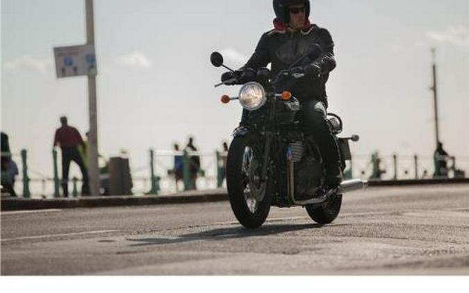 2016 Triumph Bonneville T100 Black