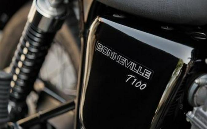 2016 Triumph Bonneville T100 Black