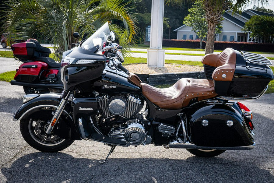 2015 Indian Motorcycle® Roadmaster™ Thunder Black