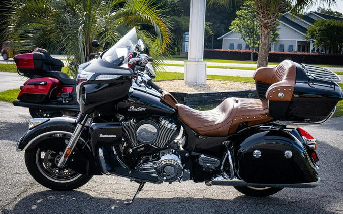 2015 Indian Motorcycle® Roadmaster™ Thunder Black