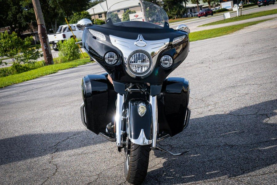 2015 Indian Motorcycle® Roadmaster™ Thunder Black