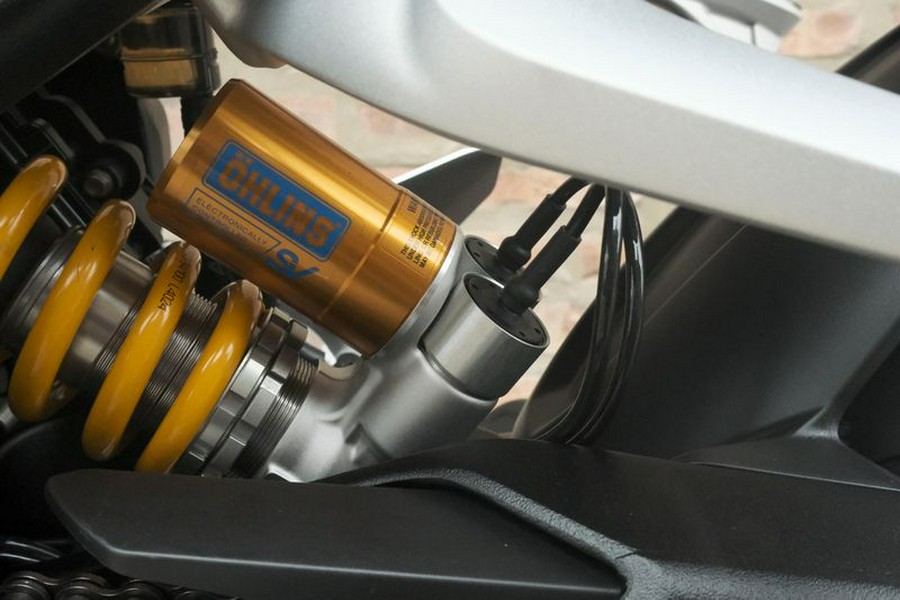 New 2025 Triumph Speed Triple RS