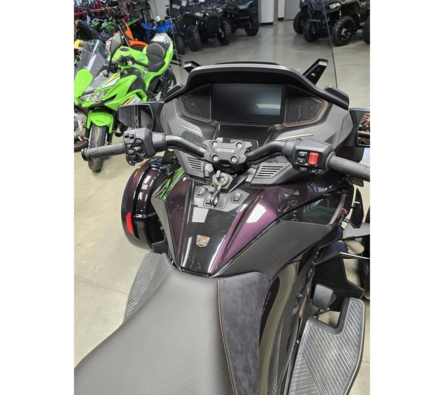 2025 Can-Am® SPYDER RT SEA-TO-SKY (SE6)