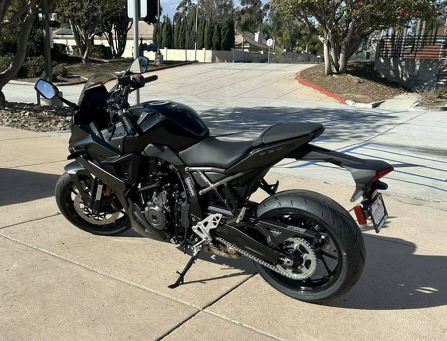 2025 Suzuki GSX-8R