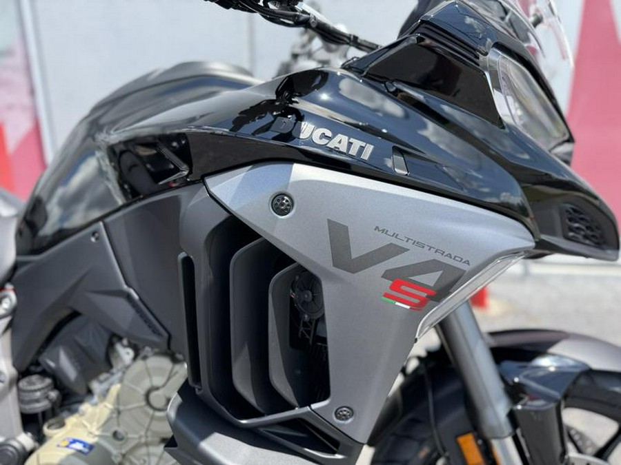 2025 Ducati Multistrada V4 S Travel & Radar Thrilling Black