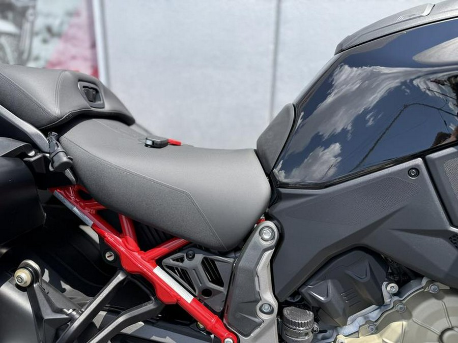 2025 Ducati Multistrada V4 S Travel & Radar Thrilling Black