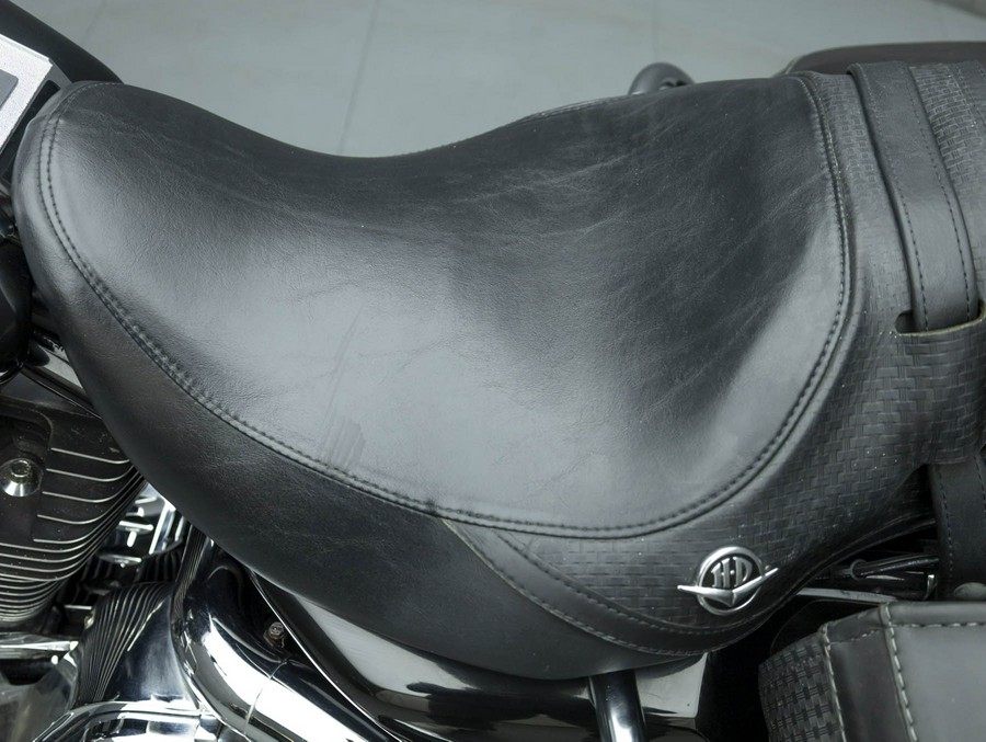 2006 HARLEY DAVIDSON FLHRCI ROAD KING CLASSIC