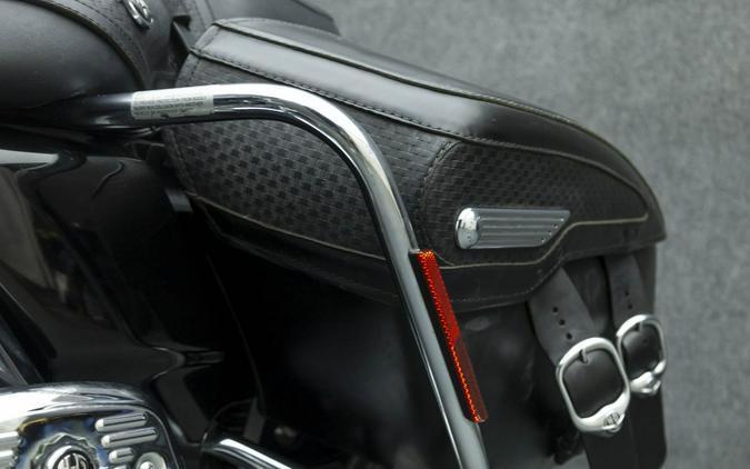 2006 HARLEY DAVIDSON FLHRCI ROAD KING CLASSIC