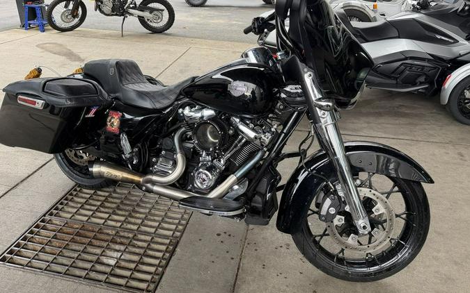 2021 Harley-Davidson® FLHX - Street Glide®