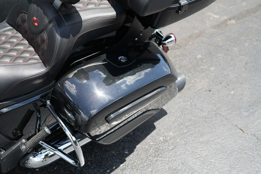 2020 Indian Motorcycle Challenger Limited Thunder Black Pearl