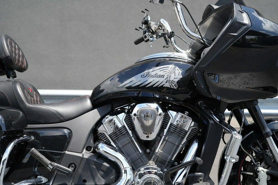2020 Indian Motorcycle Challenger Limited Thunder Black Pearl