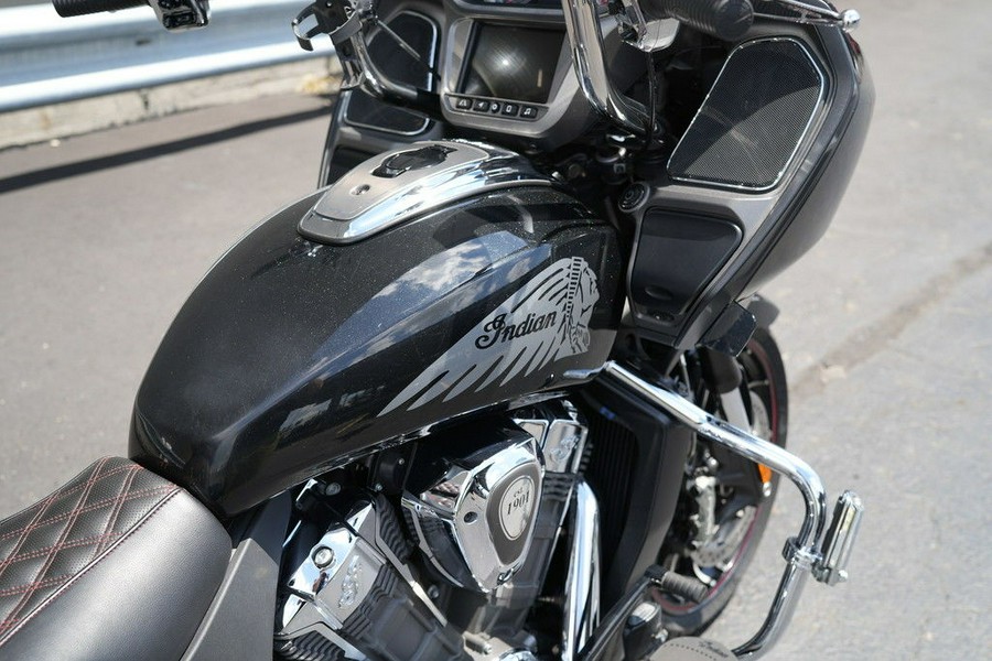 2020 Indian Motorcycle Challenger Limited Thunder Black Pearl