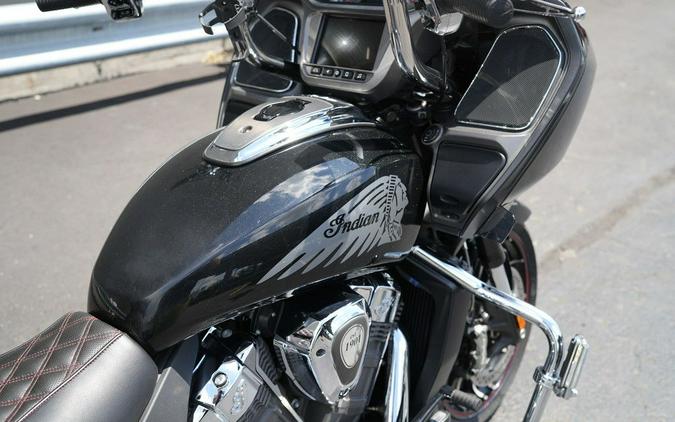 2020 Indian Motorcycle Challenger Limited Thunder Black Pearl