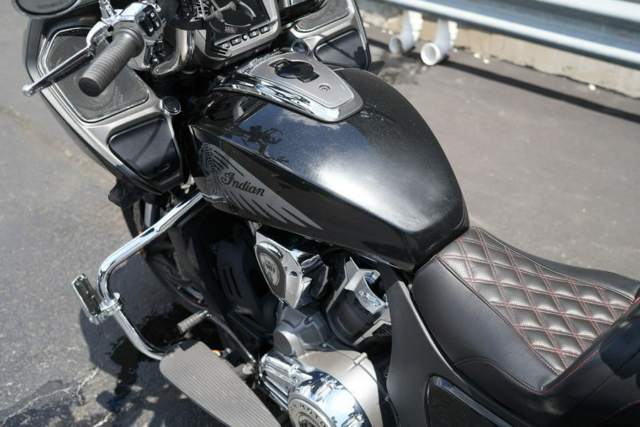 2020 Indian Motorcycle Challenger Limited Thunder Black Pearl