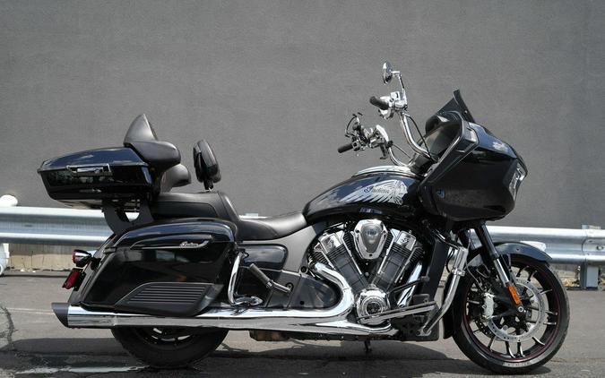 2020 Indian Motorcycle Challenger Limited Thunder Black Pearl