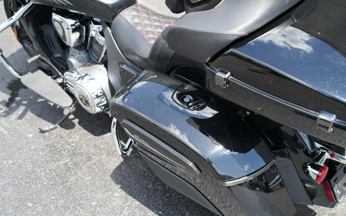 2020 Indian Motorcycle Challenger Limited Thunder Black Pearl
