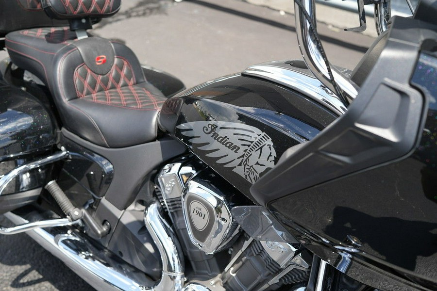 2020 Indian Motorcycle Challenger Limited Thunder Black Pearl