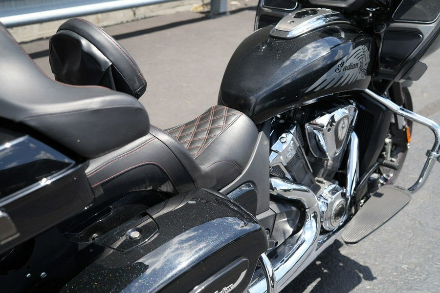 2020 Indian Motorcycle Challenger Limited Thunder Black Pearl