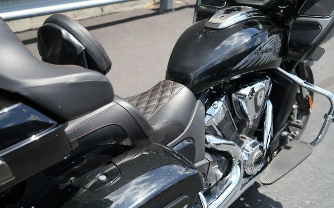 2020 Indian Motorcycle Challenger Limited Thunder Black Pearl