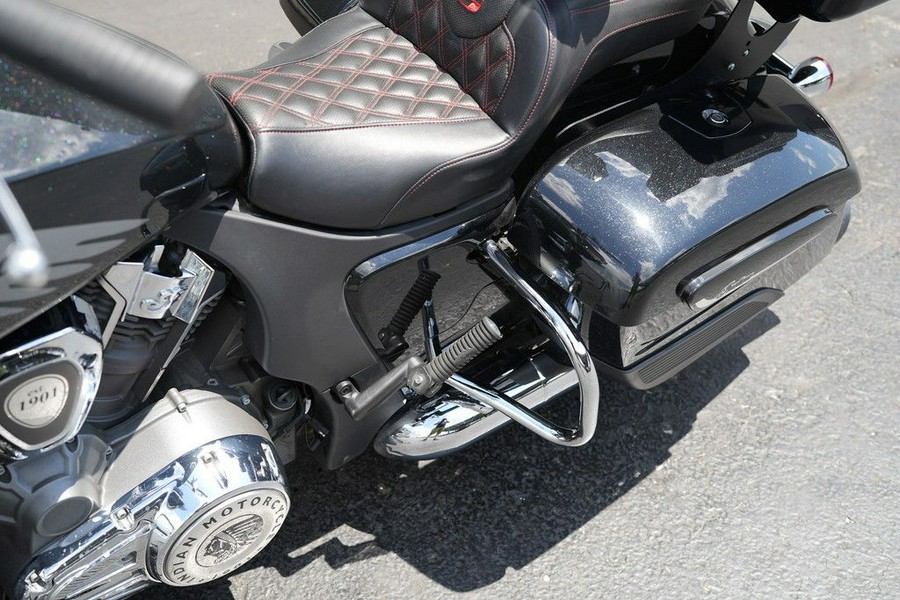 2020 Indian Motorcycle Challenger Limited Thunder Black Pearl