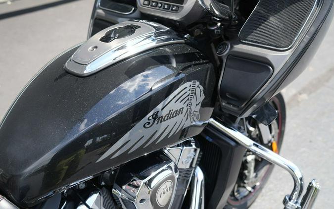 2020 Indian Motorcycle Challenger Limited Thunder Black Pearl