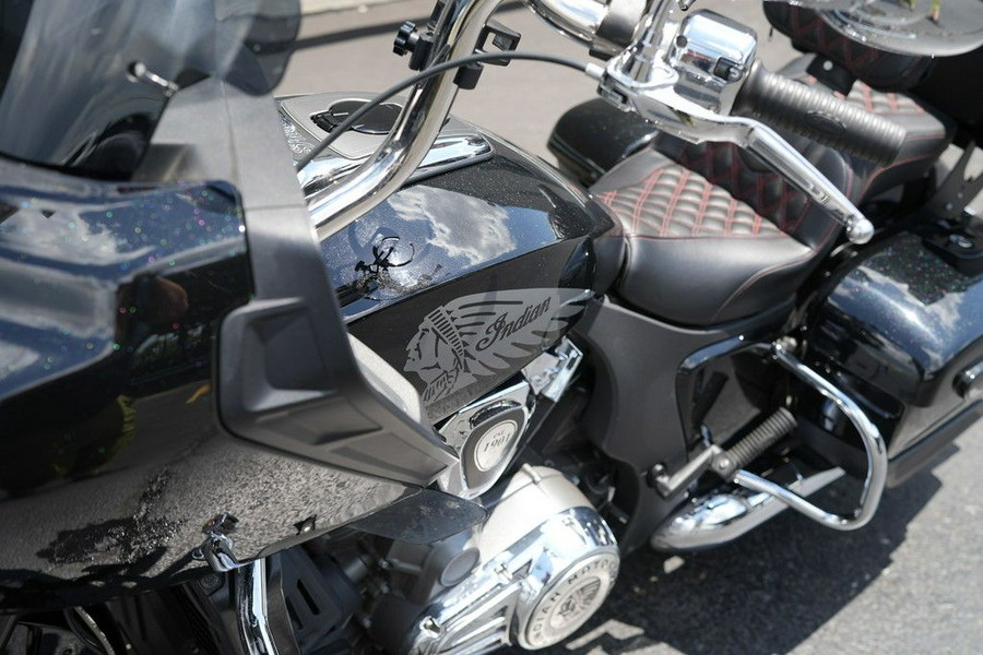 2020 Indian Motorcycle Challenger Limited Thunder Black Pearl