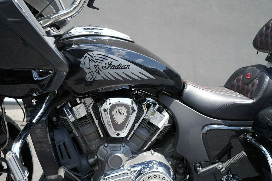 2020 Indian Motorcycle Challenger Limited Thunder Black Pearl