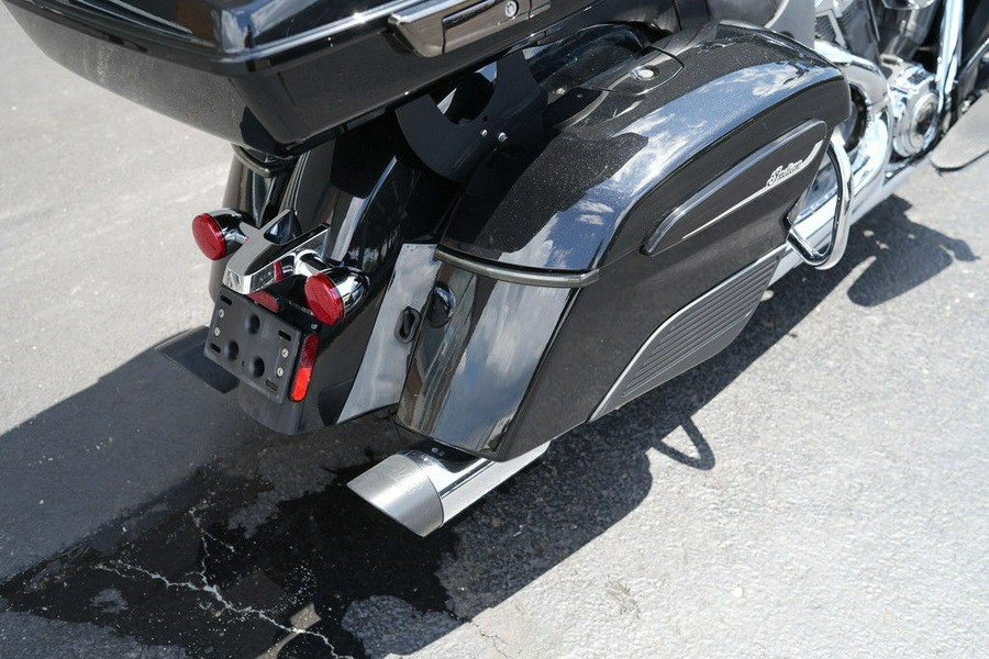 2020 Indian Motorcycle Challenger Limited Thunder Black Pearl