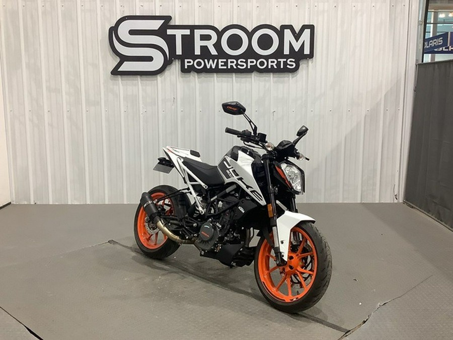 2022 KTM Duke 200