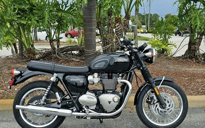 2023 Triumph Bonneville T120 Jet Black