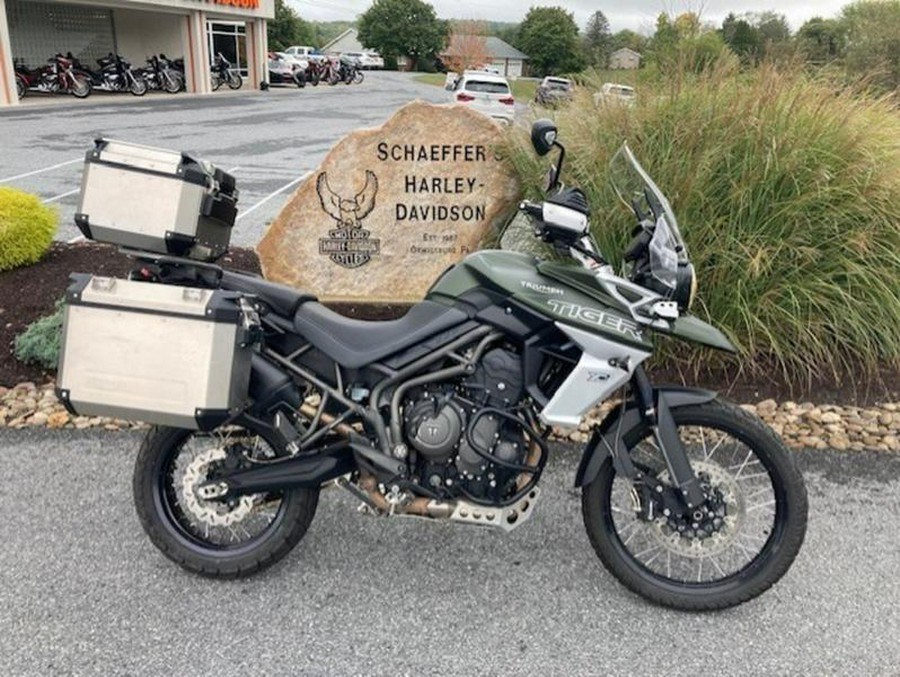 2018 Triumph Tiger 800 XCX Matt Khaki Green