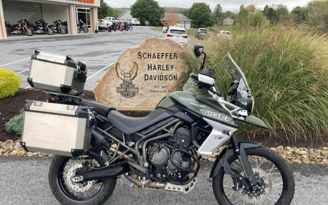 2018 Triumph Tiger 800 XCX Matt Khaki Green