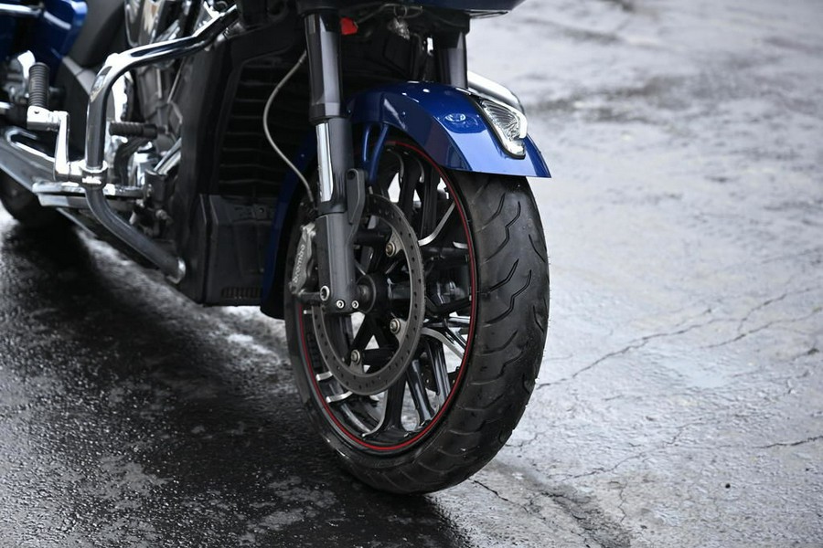 2020 Indian Motorcycle® Challenger Limited Deepwater Metallic