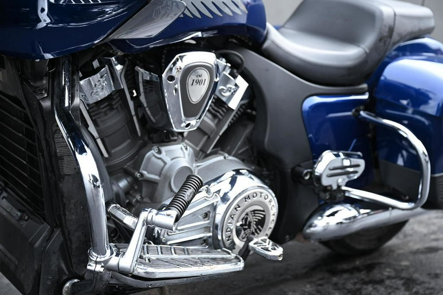 2020 Indian Motorcycle® Challenger Limited Deepwater Metallic