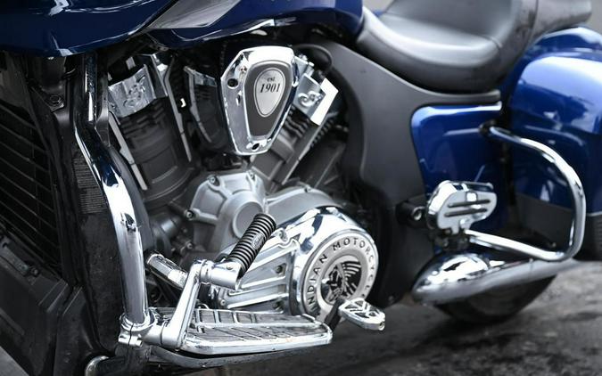 2020 Indian Motorcycle® Challenger Limited Deepwater Metallic
