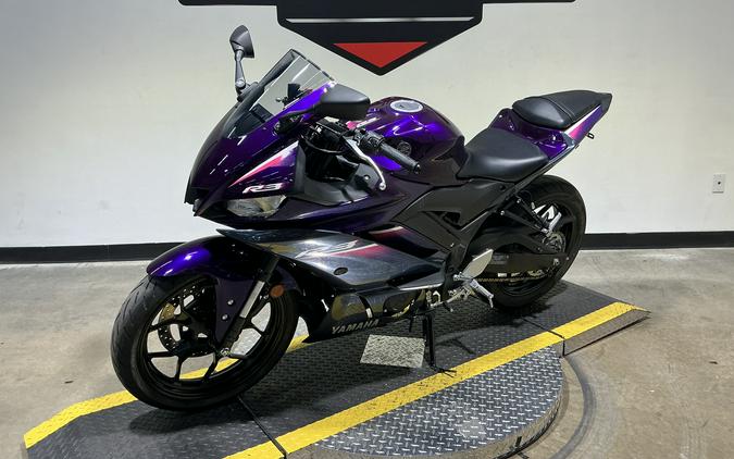 2023 Yamaha YZF-R3 ABS