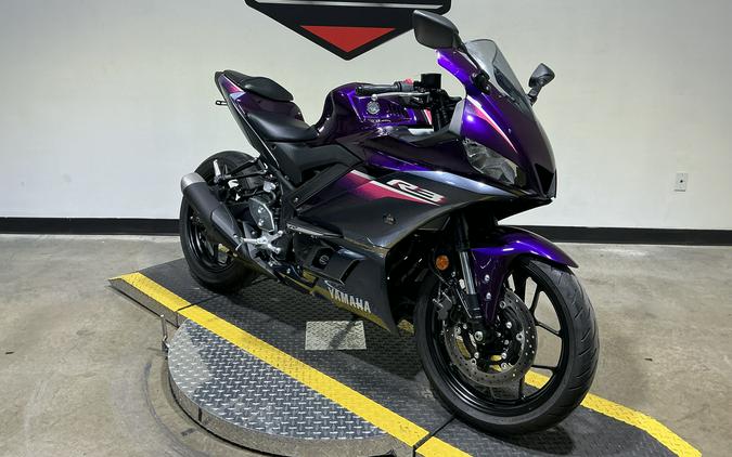 2023 Yamaha YZF-R3 ABS