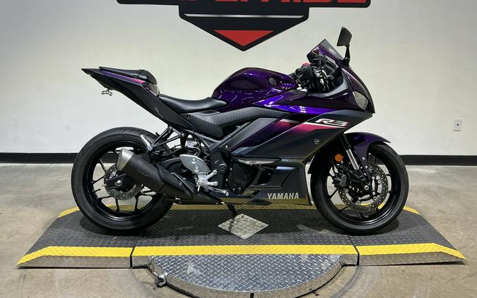 2023 Yamaha YZF-R3 ABS