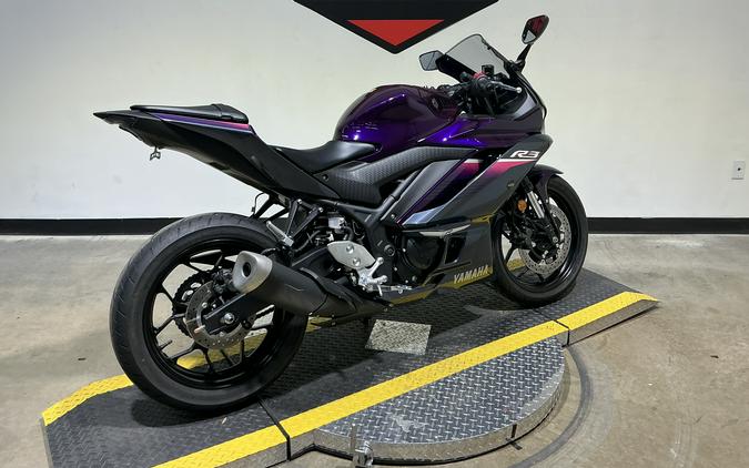2023 Yamaha YZF-R3 ABS