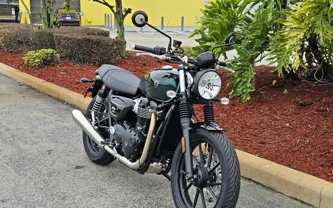 2024 Triumph Speed Twin 900 Competition Green/Phantom Black