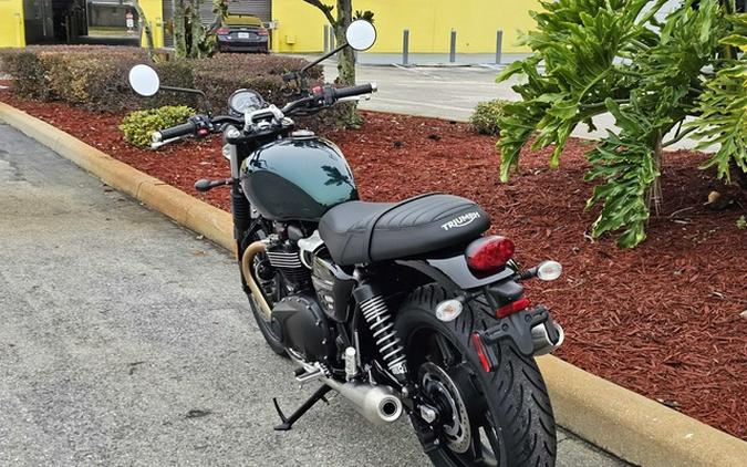 2024 Triumph Speed Twin 900 Competition Green/Phantom Black