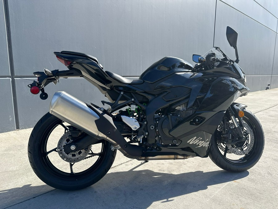 2024 KAWASAKI NINJA ZX-4R ABS