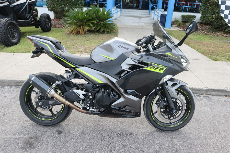 2021 Kawasaki Ninja® 400 Base