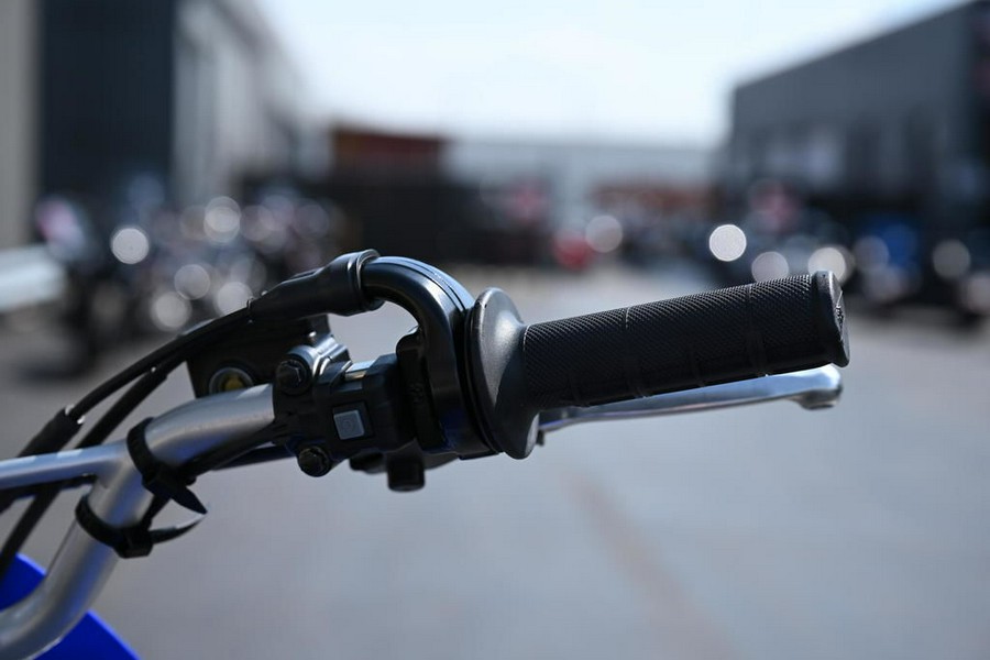 2025 Yamaha TT-R125LE