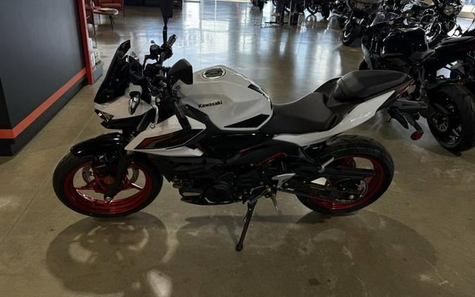 2026 Kawasaki Z500 SE ABS