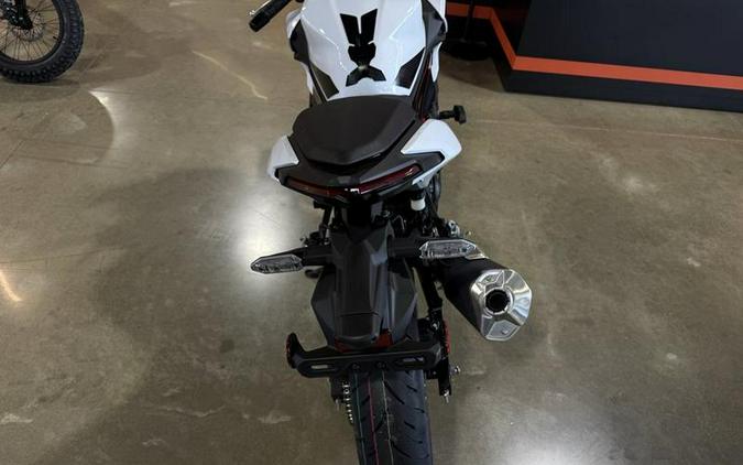 2026 Kawasaki Z500 SE ABS